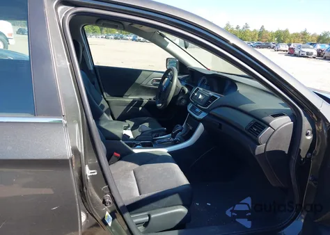 2015 Honda Accord Lx z USA, uszkodzony, nr VIN 1HGCR2F32FA076761